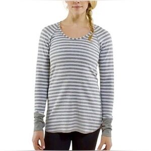 Lululemon Open Your Heart Long Sleeve Thumbholes Striped Reversible